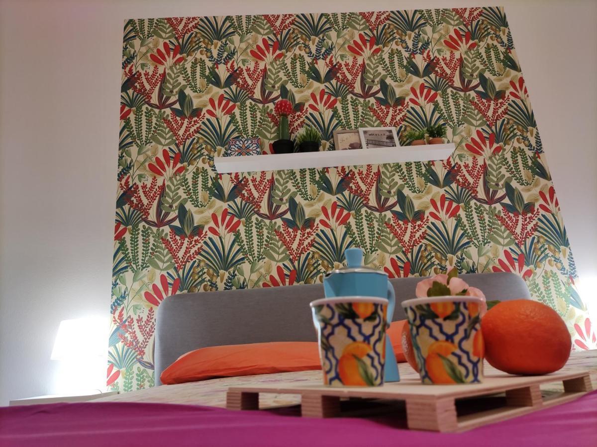 Appartement La Dimora Fiorita à Catane Extérieur photo